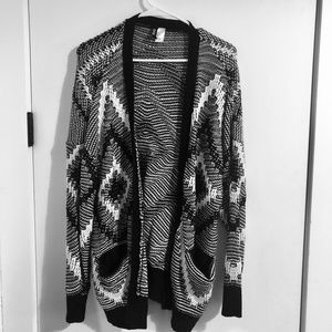 H&M DIVIDED Cardigan Sweater